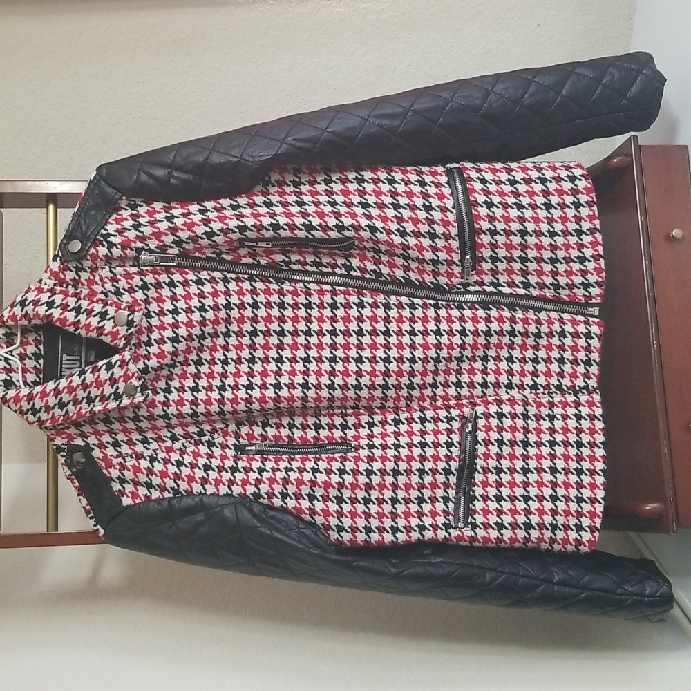 Multicolored printed Long Sleeved Jacket